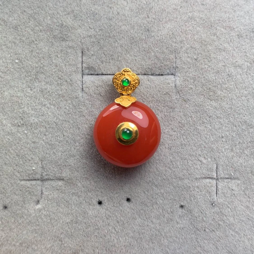 【闪购商品】18K金镶嵌吊坠南红玛瑙