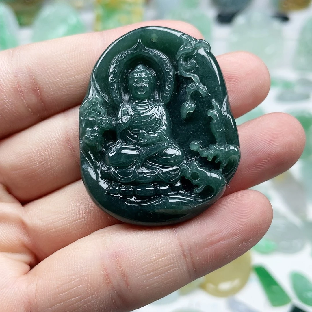 翡翠颈饰未镶嵌阿弥