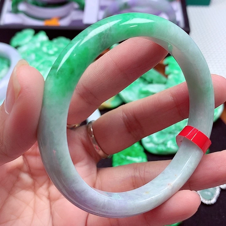 未镶嵌手镯翡翠翡翠
