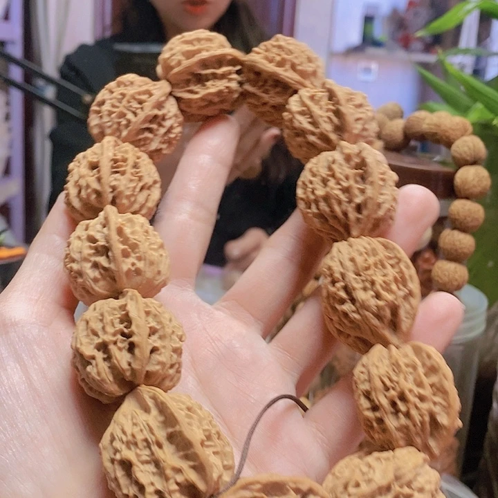 【闪购商品】文玩核桃把件L***u30玲珑塔手持