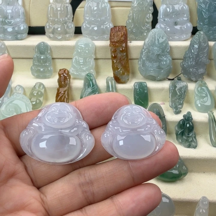 何***r翡翠未镶嵌颈饰翡翠