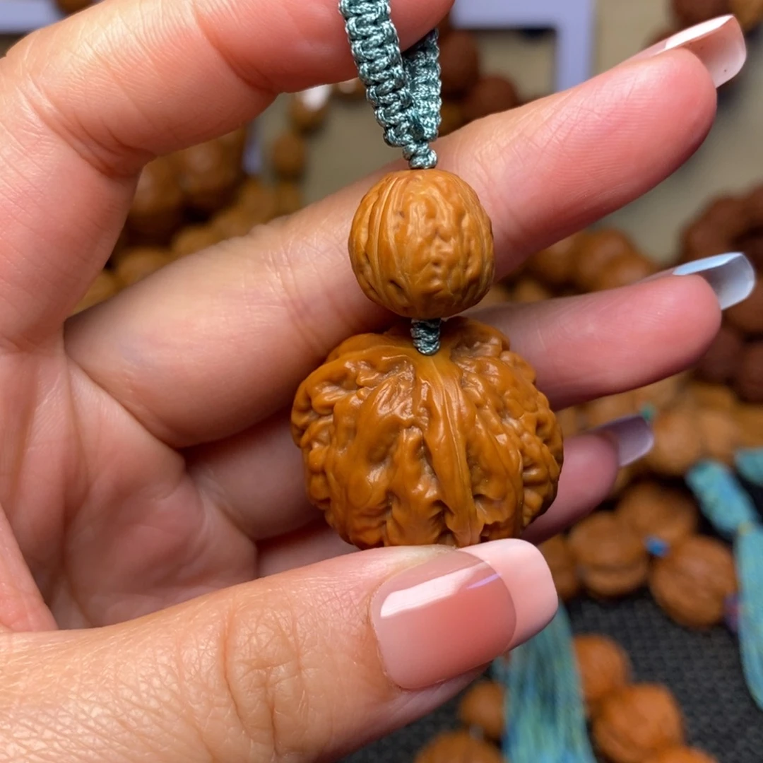 文玩核桃手串z**?挂件