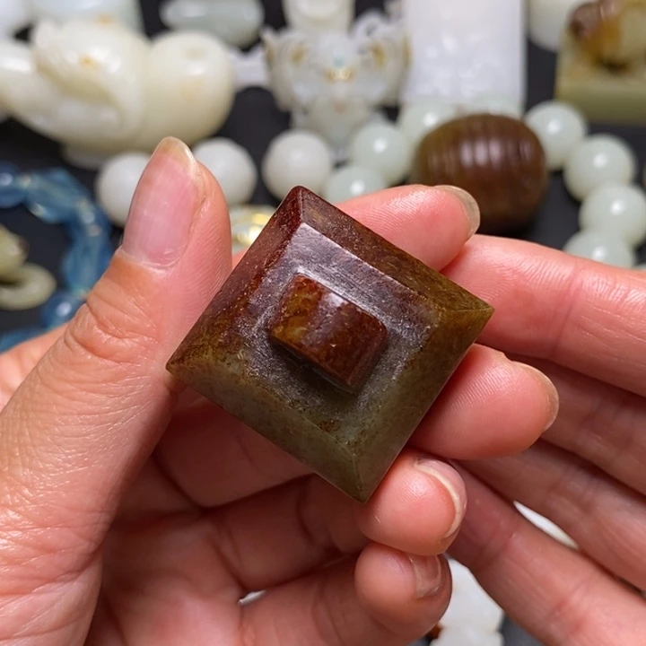 和田玉未镶嵌摆件