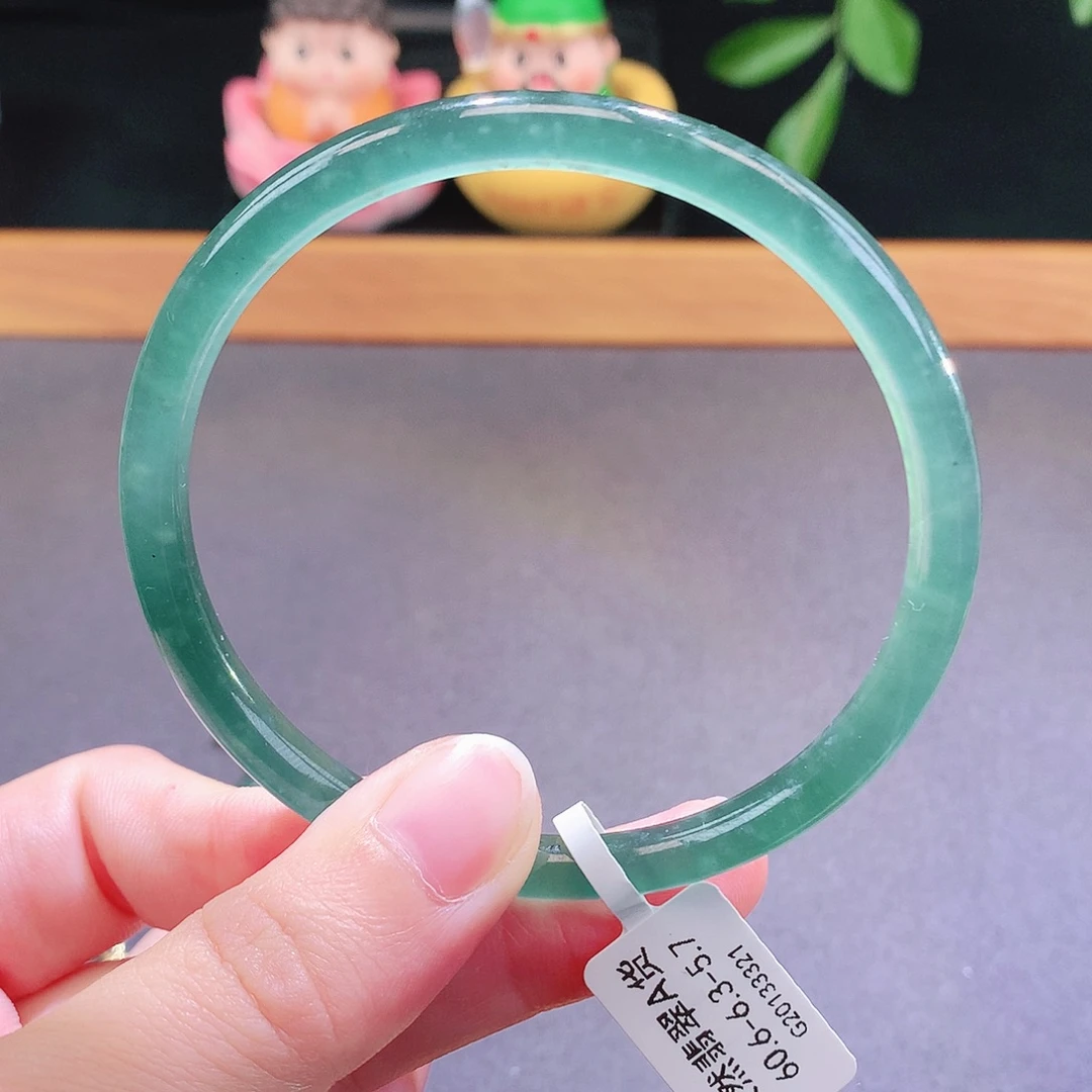 翡翠未镶嵌手镯天然翡翠