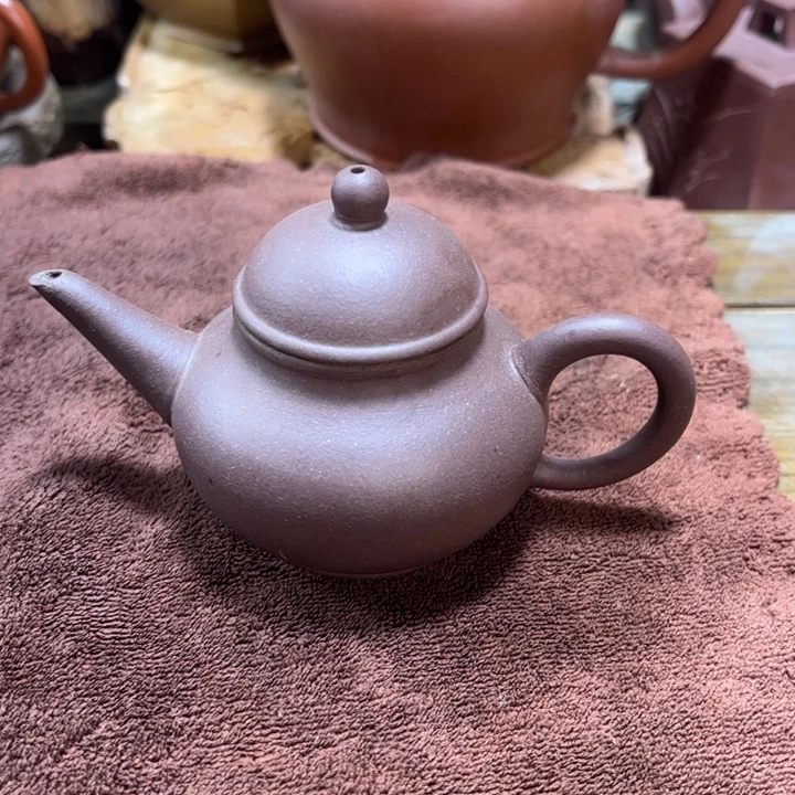 紫砂茶壶紫砂艺术学院的学生