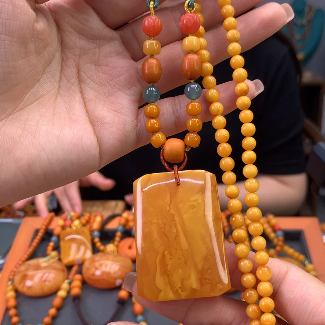 未镶嵌颈饰蜜蜡天然