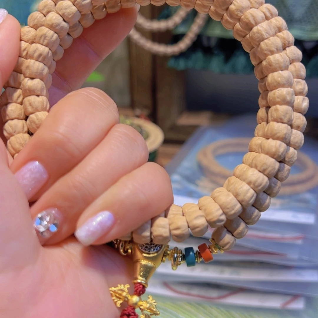 柏香籽/百香籽吊坠泰****建