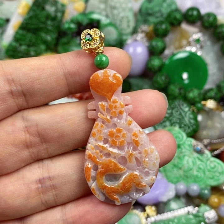 吊坠(赠链)未镶嵌翡翠