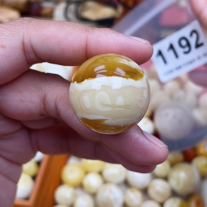 蜜蜡未镶嵌珠宝奇石粉29