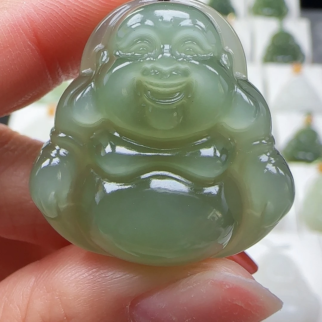 和田玉未镶嵌吊坠(赠链)