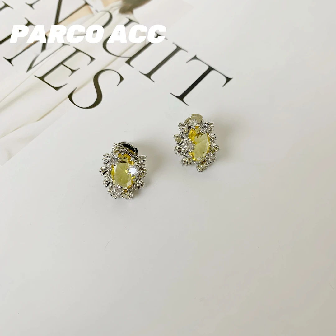 铜合金合成锆石耳饰 TB510 蒲公英花蕊耳钉