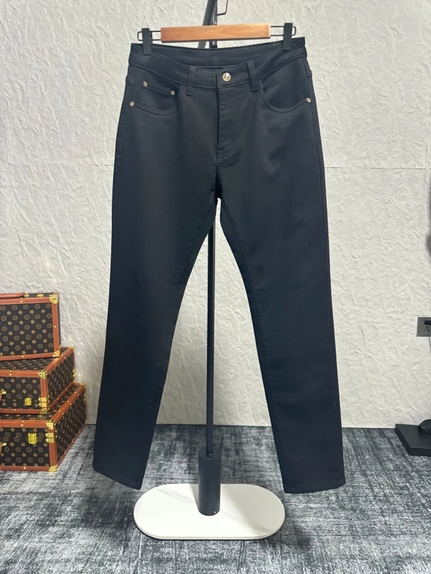 春季新款黑色修身小直筒牛仔裤弹力