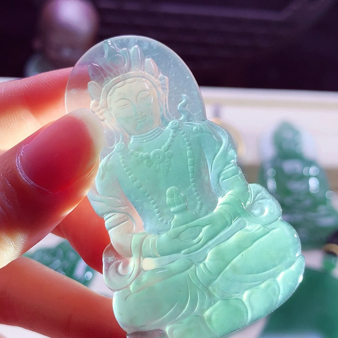 颈饰未镶嵌翡翠天然