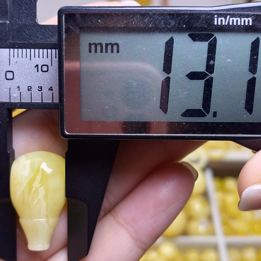 裸石琥珀未镶嵌蜜蜡三通