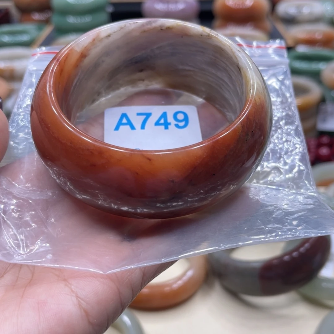 石英质玉手镯合金y****o