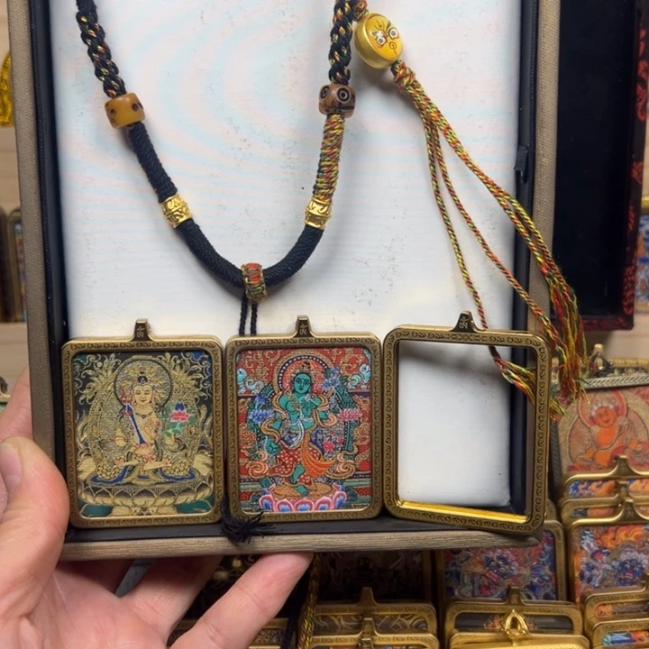 吊坠用****3绿度母虚空藏菩萨双面钛钢唐卡
