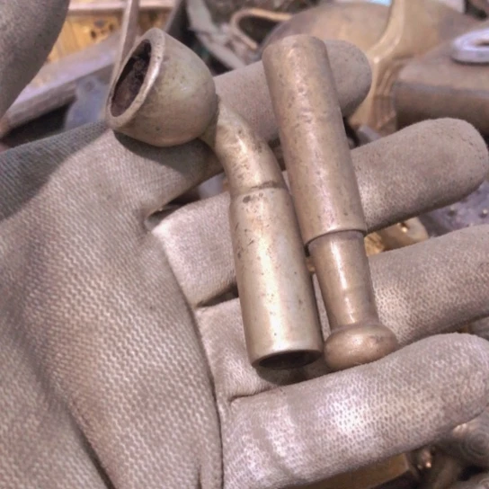 用***0闪电购铜摆件工艺品