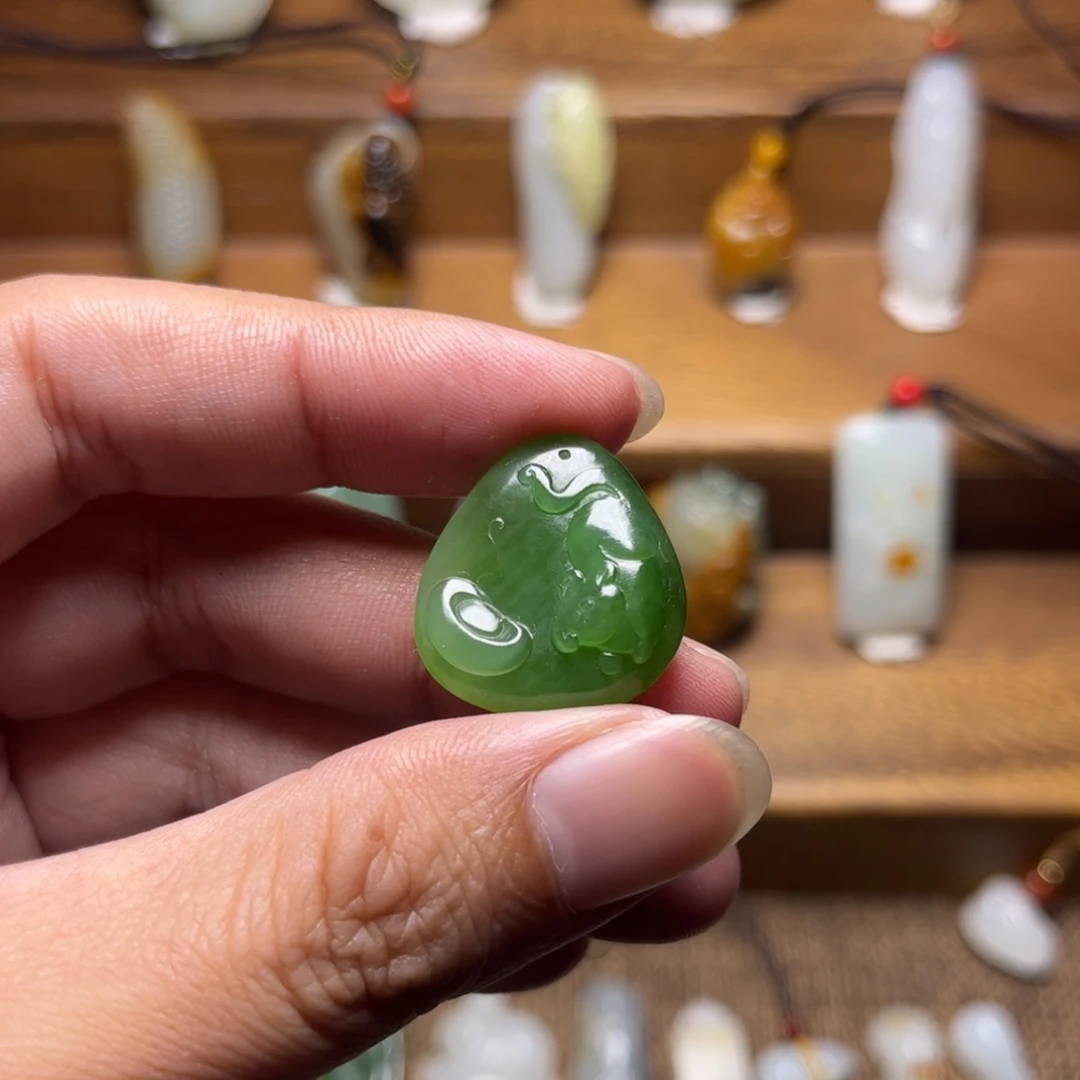 和田玉未镶嵌吊坠(不含链)