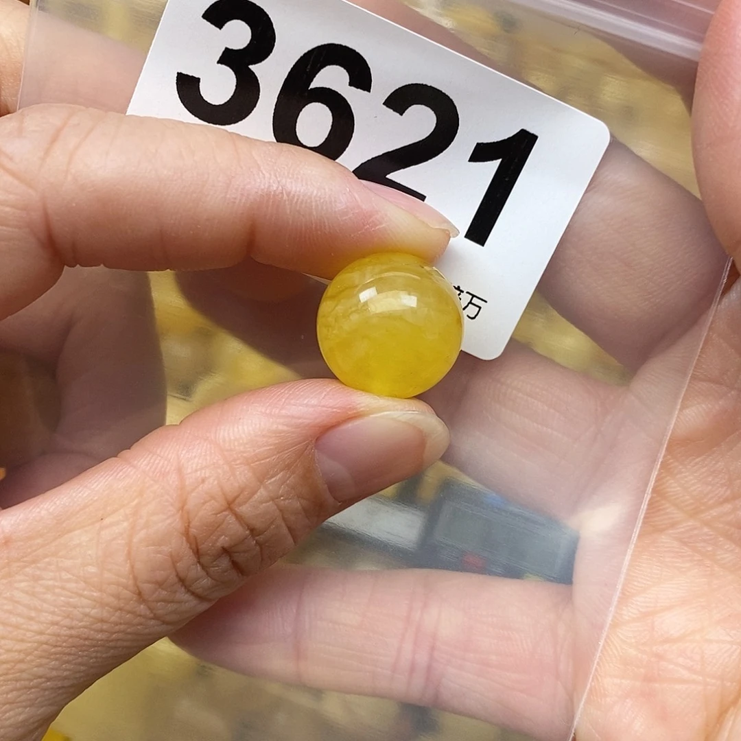 蜜蜡未镶嵌珠宝奇石16.1