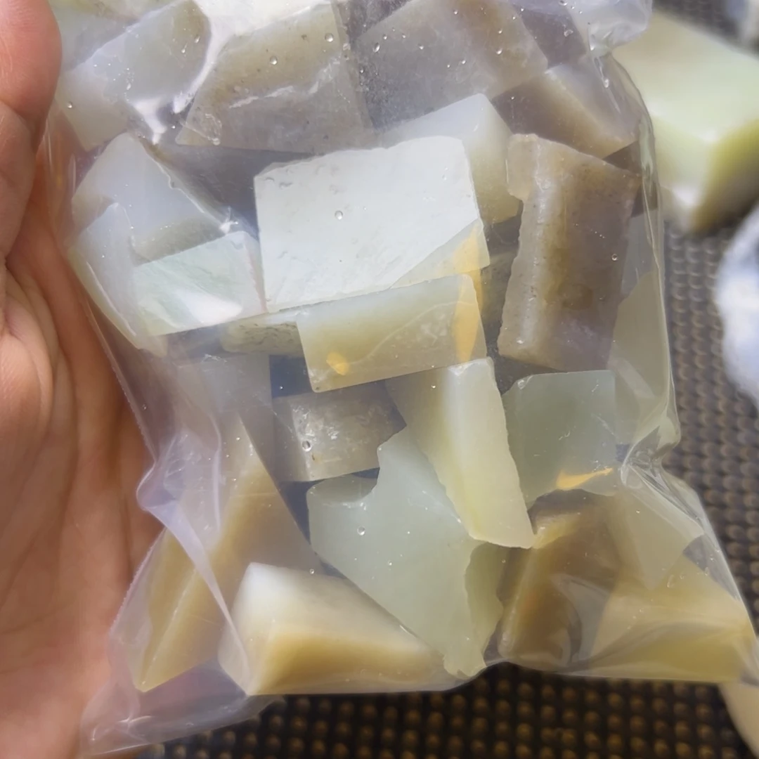 和田玉未镶嵌项链