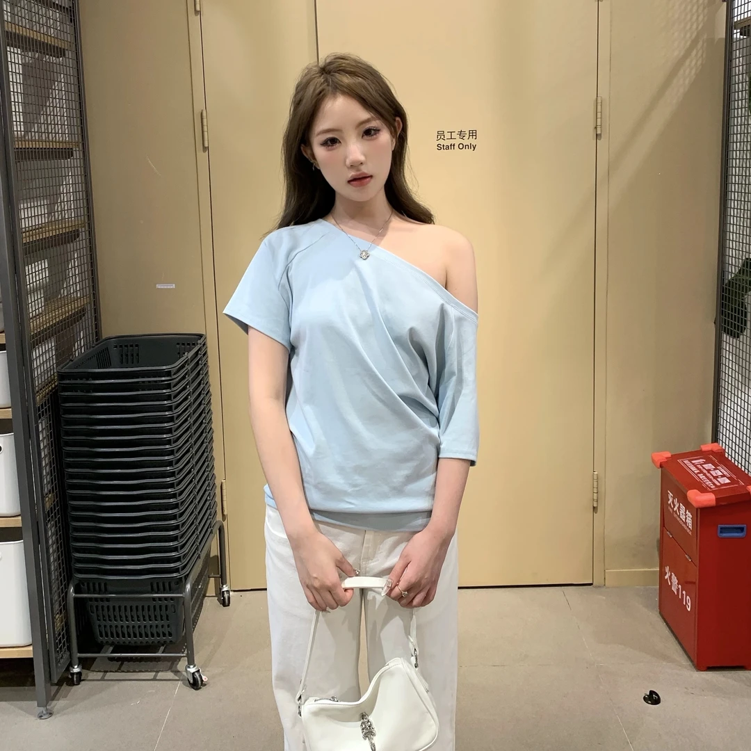 欧货纯欲一字领斜肩T恤女夏季新款辣妹风露肩上衣设计感纯棉短袖
