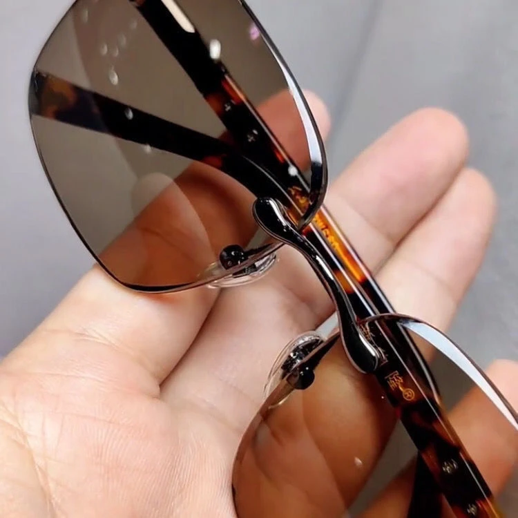 高档纯水晶眼镜原石老石头高清耐磨东海老料养眼润目太阳镜清凉