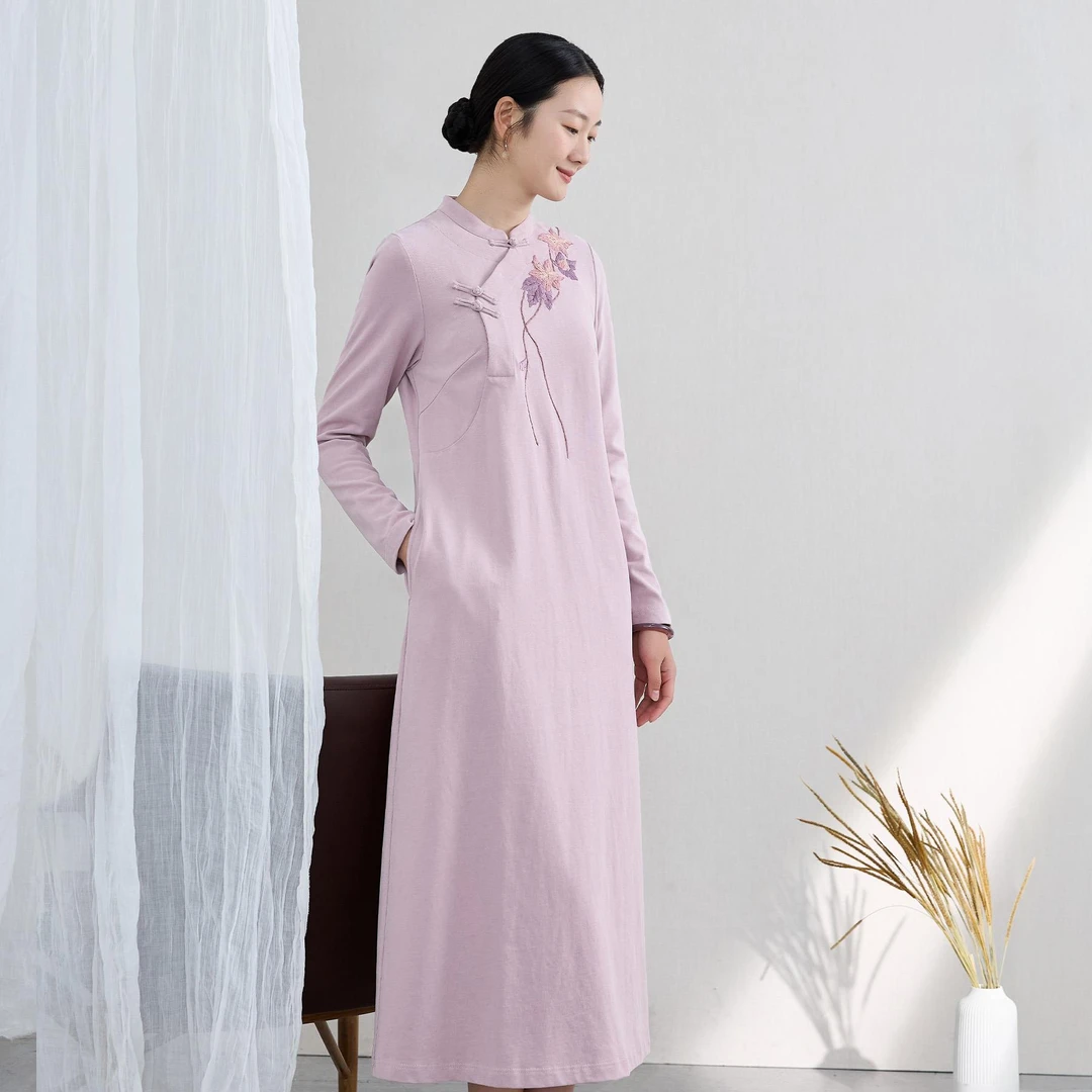 如也 手工绣花改良旗袍中国风春秋立领半开琵琶襟裙袍纯棉/36553