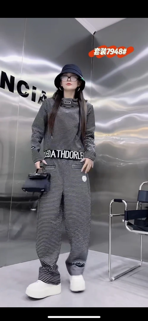 时尚条纹连帽休闲套装气质显瘦运动穿搭7948