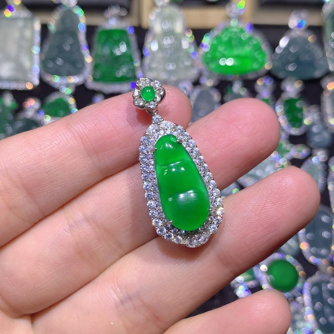 翡翠银S925镶嵌吊坠(赠链)