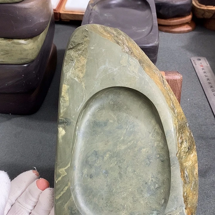 广东肇庆原石端砚