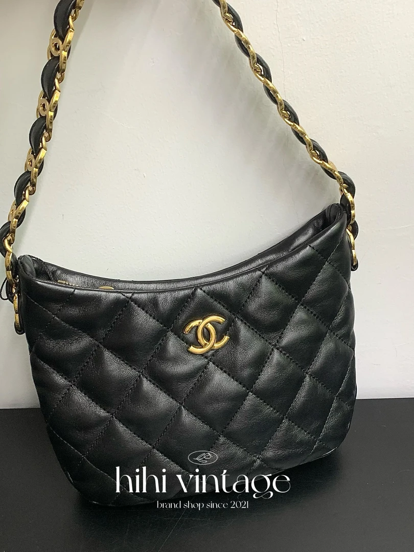99新 Chanel/香奈儿 Chanel 22K 黑金羊皮嬉皮hobo腋下包 芯片款