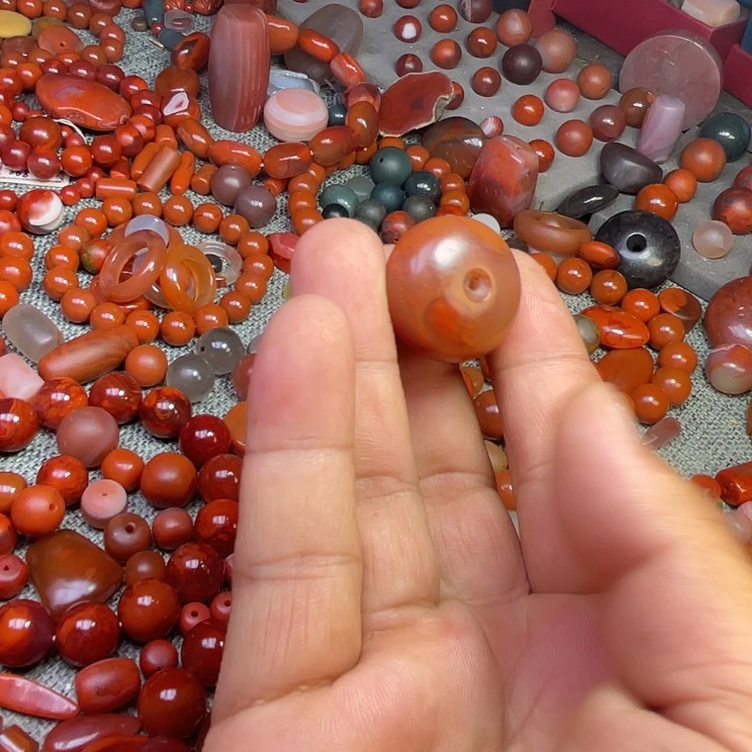 常***亮南红玛瑙未镶嵌珠子