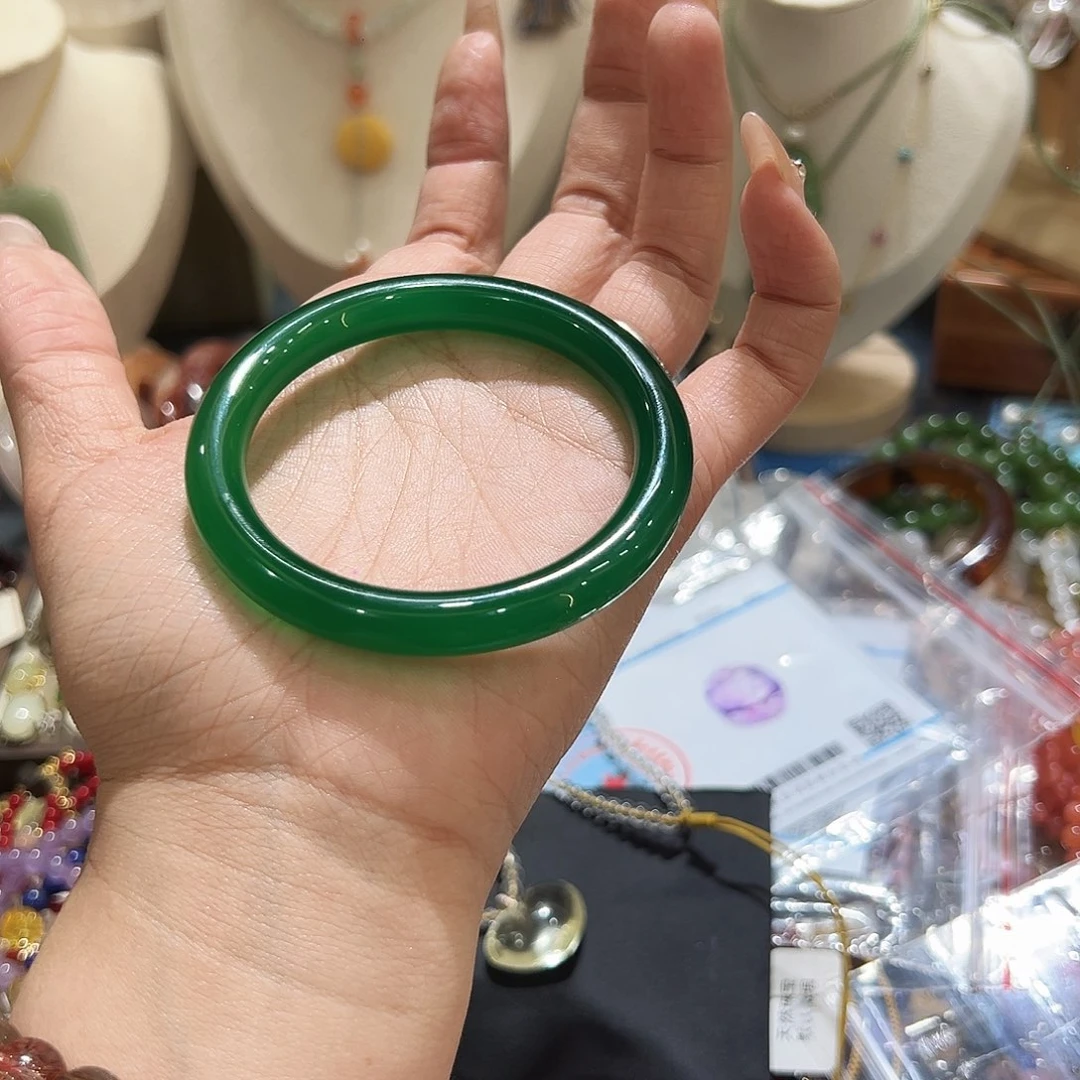 手镯玛瑙/玉髓未镶嵌草**绯