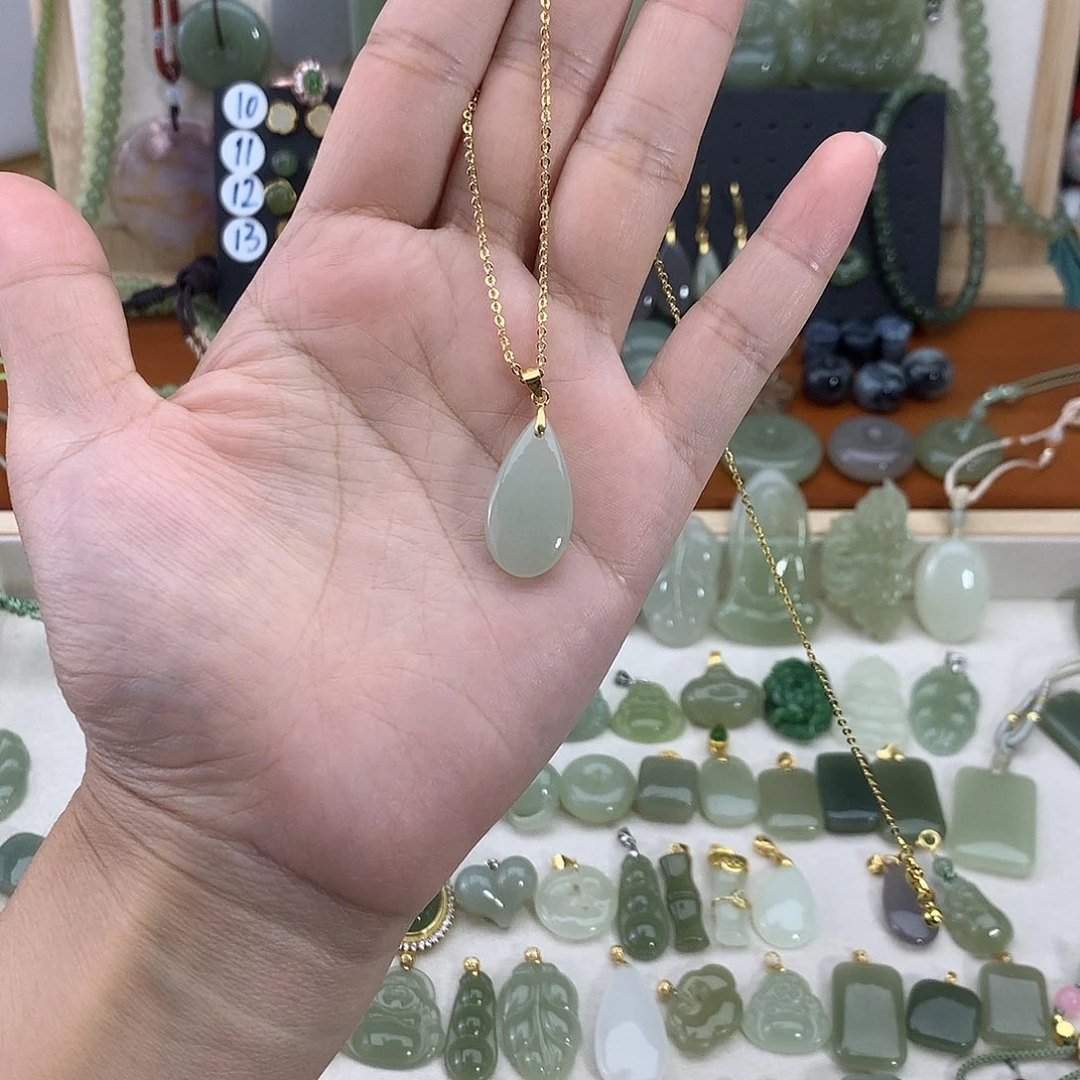 和田玉银S925镶嵌吊坠(赠链)