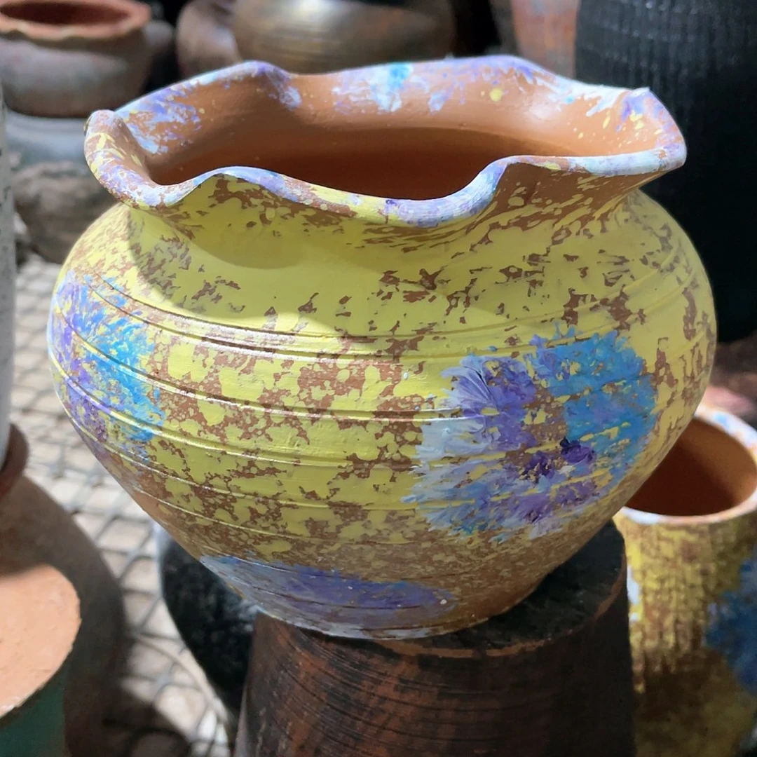 带孔口径18高度16微瑕