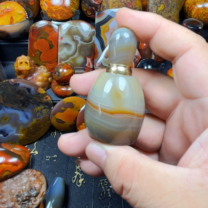 天***真玛瑙/玉髓颈饰未镶嵌