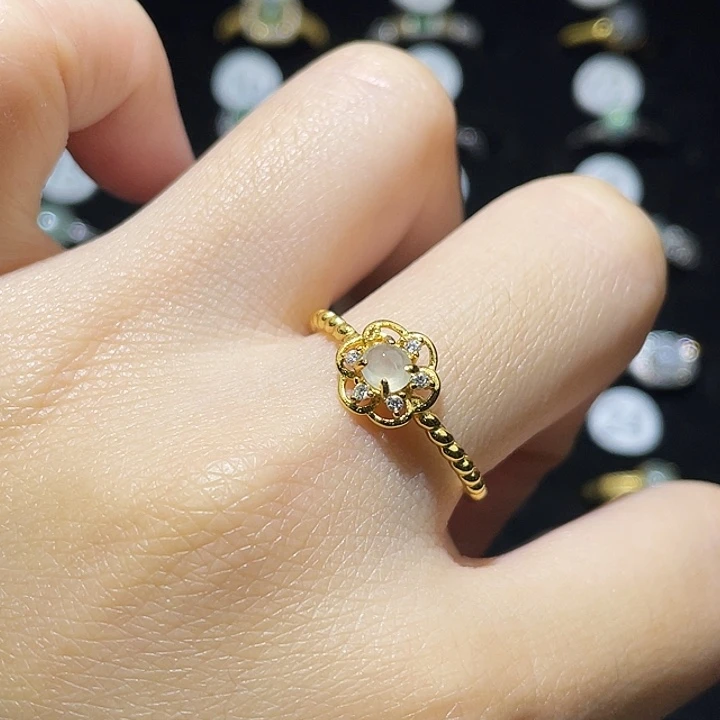 翡翠未镶嵌戒指戒指