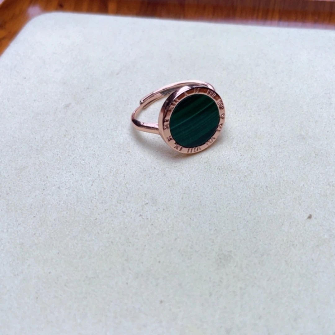 【闪购商品】合金石英质玉戒指