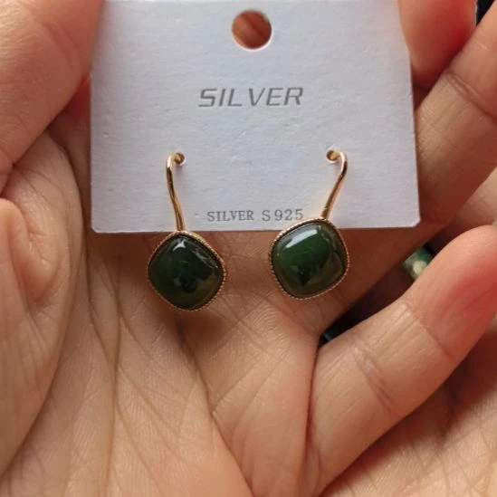 和田玉（碧玉）未镶嵌戒指耳坠