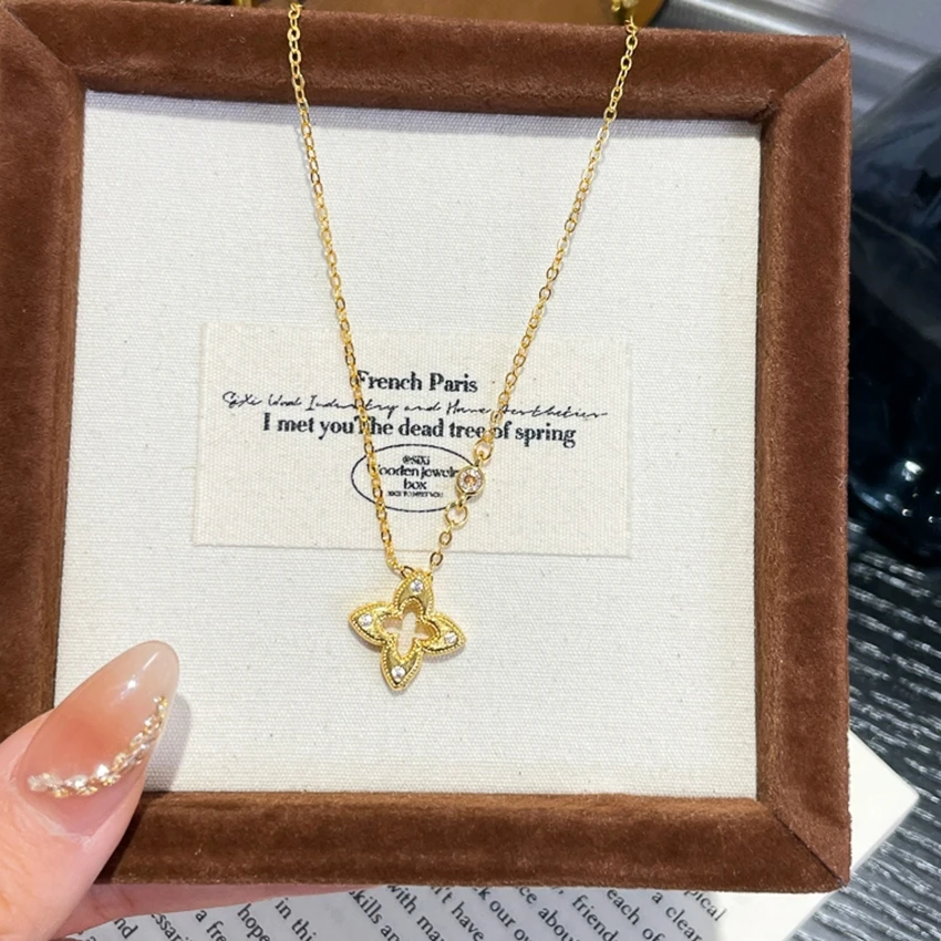 柯柒 钛钢项链 金色镂空四叶草项链女轻奢小众高级设计感锁骨链