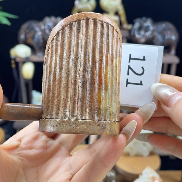 和田玉（糖玉）未镶嵌挂件