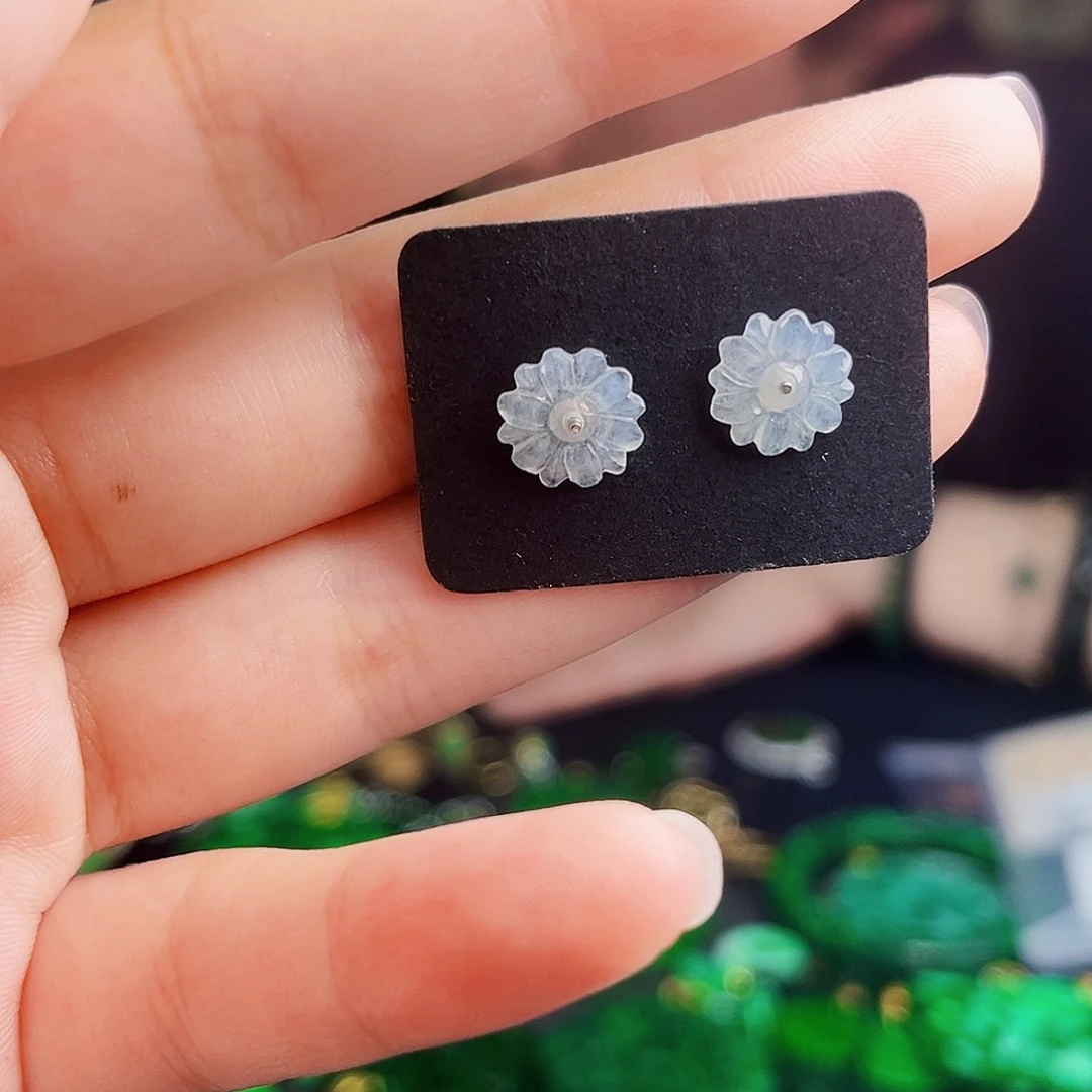 颈饰未镶嵌翡翠多样性