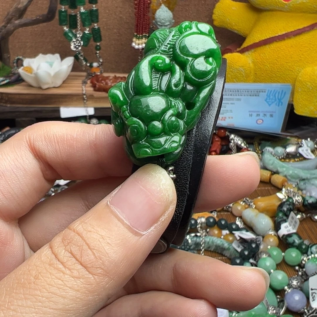 ʰ***ʸ翡翠未镶嵌颈饰吊坠