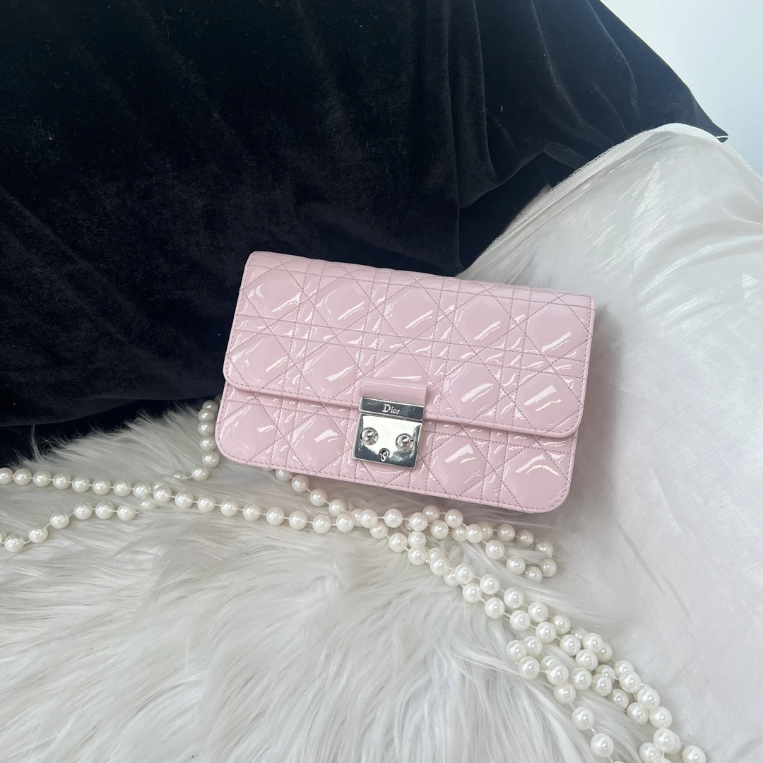 95新 DIOR/迪奥 樱花粉miss银扣woc