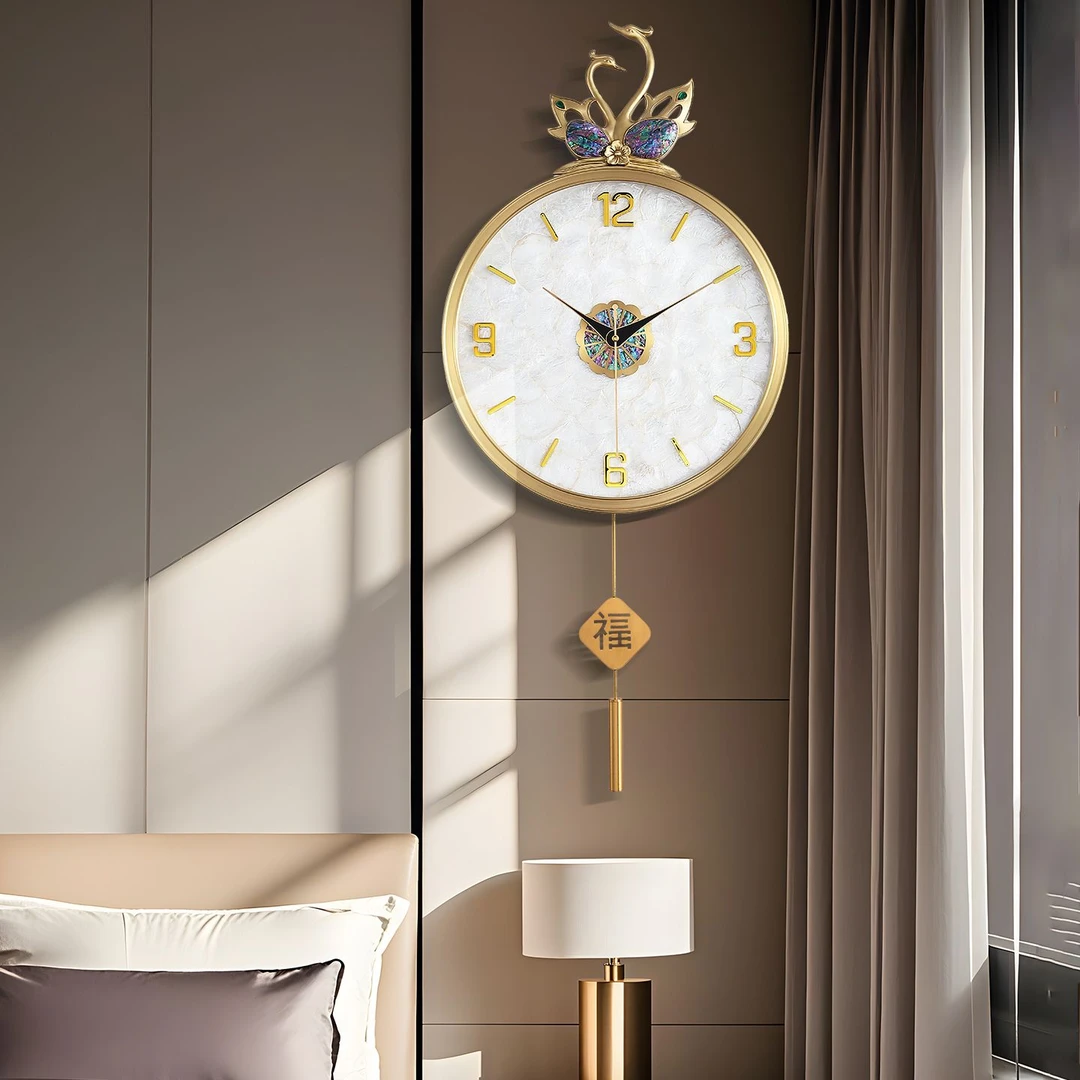现代轻奢挂钟客厅天鹅装饰挂墙黄铜时钟创意北欧时尚简约静音钟表