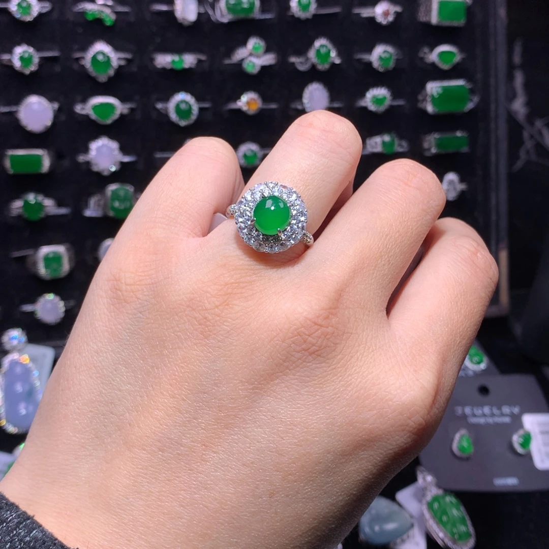 翡翠银S925镶嵌颈饰翡翠