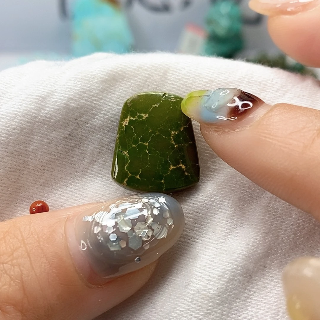 南红玛瑙未镶嵌珠宝奇石