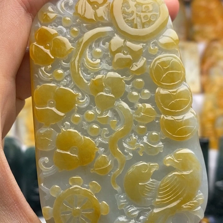 恒***）翡翠未镶嵌吊坠(不含链)
