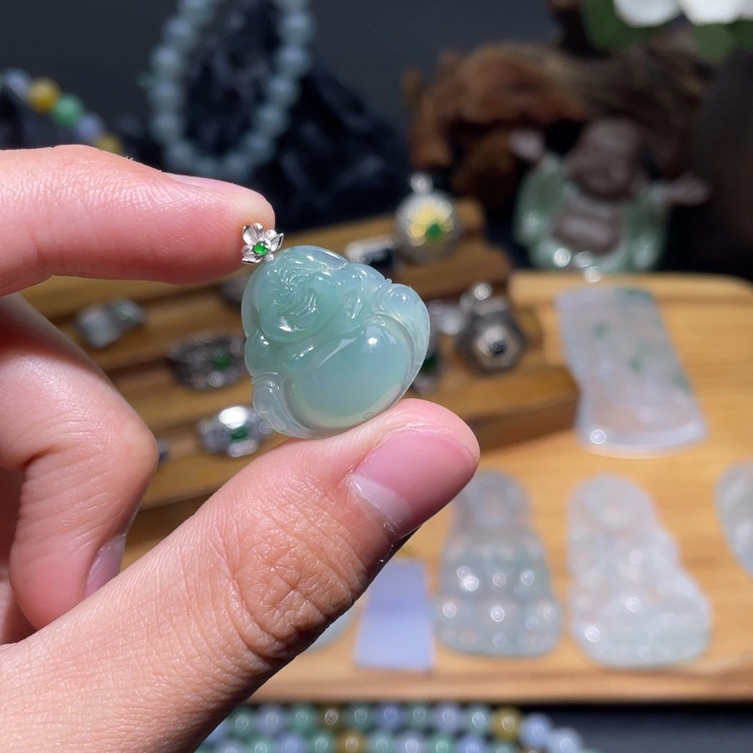 定制翡翠18K金镶嵌吊坠