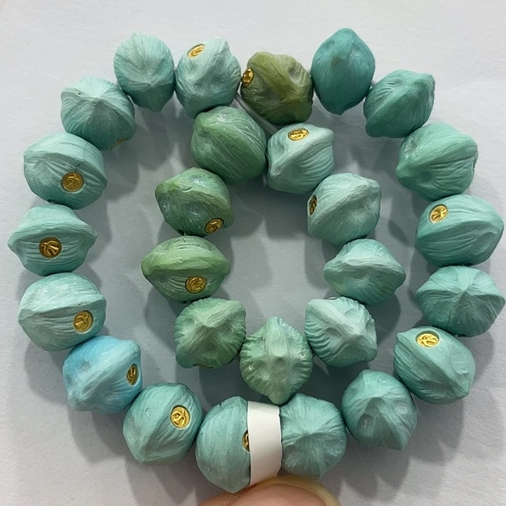 绿松石未镶嵌珠宝奇石